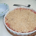 Apple and Rhubarb Crumble