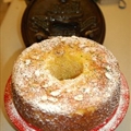 Cake with Rum Glaze