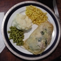 Cheese-Stuffed Chicken in Phyllo