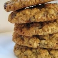 Chewy Oatmeal Cookies
