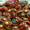 Chocolate Pretzel Bites