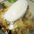 Fuji Apple Crisp w Vanilla Ice Cream