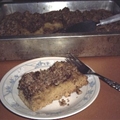 Low-Carb Cinnamon Crumb Coffee Cake