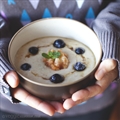 Oatmeal with Apple, Blueberry and Chia Seeds