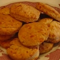 Restaurant-style Cheddar Cheese Biscuits