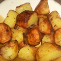 Roasted Rosemary Potatoes with Garlic