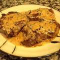 Steak with Creamy Peppercorn Sauce