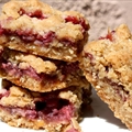 Strawberry Oatmeal Bars