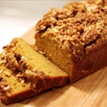 Streusel-Topped Pumpkin Bread