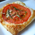Tomato Puff Pastry Bites