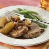 Apple-Pecan Tenderloin Medallions