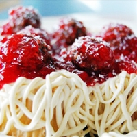April Fools Day Spaghetti Cupcakes
