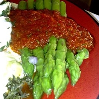 Asparagus with Red Pepper Sauce Asparagus with Red Pepper Sauce