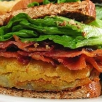 Bacon Lettuce and Fried Green Tomato Sandwiches Bacon Lettuce and Fried Green Tomato Sandwiches