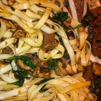 Beef Stir-Fried Rice Noodles