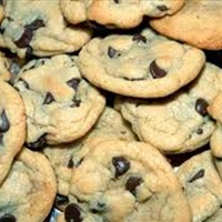 Best Big, Fat, Chewy Chocolate Chip Cookie