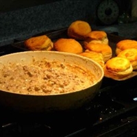 Breakfast Biscuits and Gravy