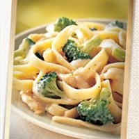 Broccoli Chicken Fettuccine