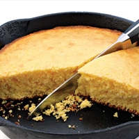 Buttermilk Skillet Cornbread