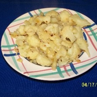 Cauliflower with Sauted Garlic and Red Pepper Flakes Cauliflower with Sauted Garlic and Red Pepper Flakes
