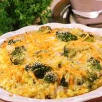 Chicken and Broccoli Casserole - Cheesy