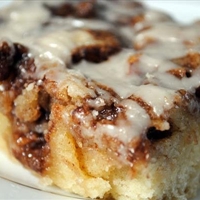 Cinnamon Roll Swirl Cake Recipe