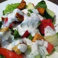 Creamy Dill and Yogurt Dressing