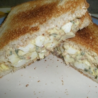 Creamy Egg Salad Sandwiches