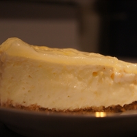 Creamy Lemon Cheesecake