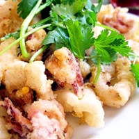 Crispy Squid with Chilli and Salt Crispy Squid with Chilli and Salt