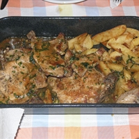 Croatian “Samobor pork chops”