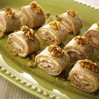 Crème de Brie Apple Pinwheels