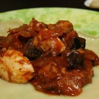 Doro Wat (Classic Ethiopian Chicken Stew)