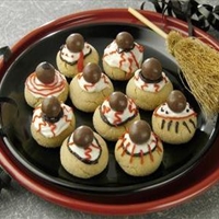 Eerie Eyeball Cookies
