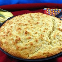 Golden Yellow Corn Bread
