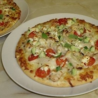 Grecian Chicken Gyros Pizza