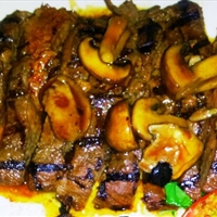 Grilled Sirloin Steak With mushroom-Wine Sauce
