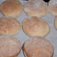 Hamburger Buns (Low Sodium) Hamburger Buns (Low Sodium)