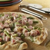 Honey-Cured Ham and Asparagus Pizza
