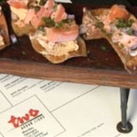 Hot Smoked Salmon Potato Chips with Chipotle Lime Cream Cheese Hot Smoked Salmon Potato Chips with Chipotle Lime Cream Cheese