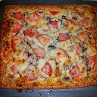 Jeff's Grilled Chicken White Pizza Magnifico Jeff's Grilled Chicken White Pizza Magnifico