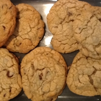 Jumbo Chewy Chocolate Chip Cookie