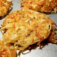 Kartoffel Latkes (Potato Pancakes)
