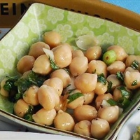 Lebanese Chickpea Appetizer (Hummus Habb)