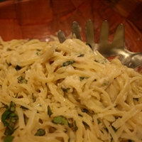 Linguine with Two-Cheese Sauce