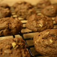 Milk Chocolate Chip Cookies with Pecans