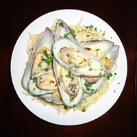 Mussels in White Wine And Herbs Mussels in White Wine And Herbs