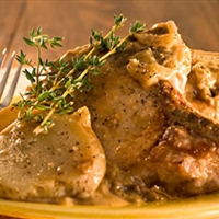 Old Fashioned Smothered Pork Chops and Potatoes