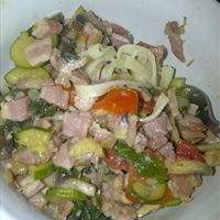 Pasta with bacon, veg and rosemary topping