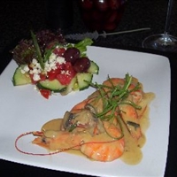 Prawns in a Creamy Mushroom And Vermouth Sauce Prawns in a Creamy Mushroom And Vermouth Sauce